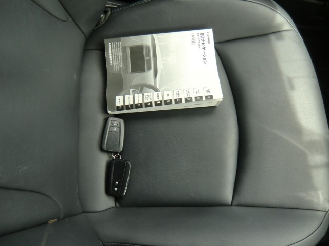 Toyota PRIUS 2017 7687640-5