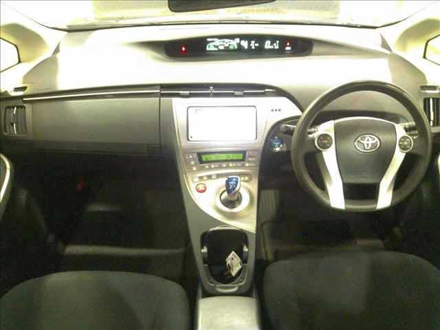 Toyota PRIUS 2013 7687710-5