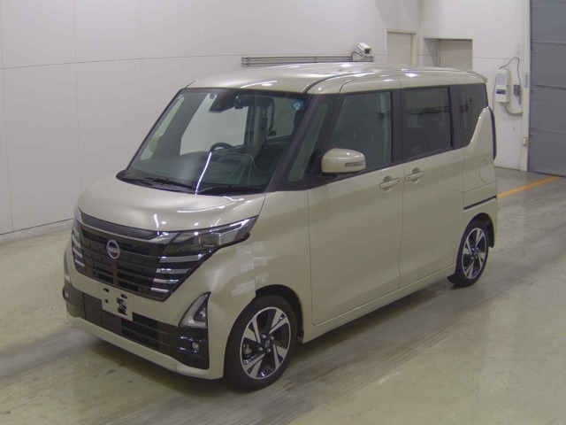Nissan ROOX 2024 7682492-3