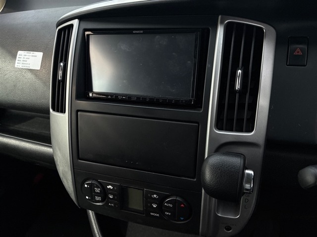 Nissan SERENA 2009 7688461-4