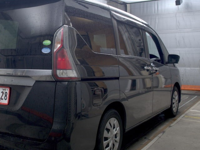 Nissan SERENA 2017 7688463-5
