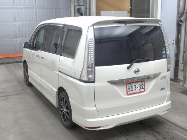 Nissan SERENA 2013 7688464-1