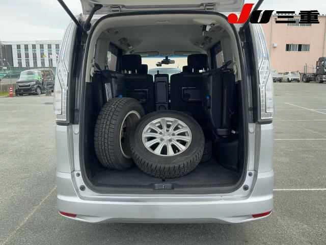 Nissan SERENA 2014 7688466-7