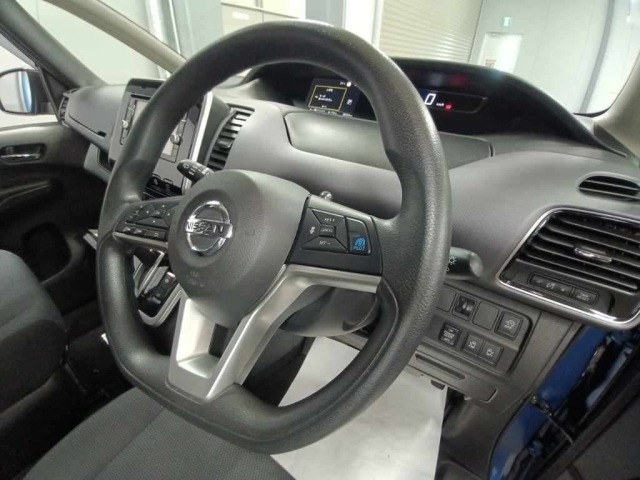 Nissan SERENA 2019 7688467-9