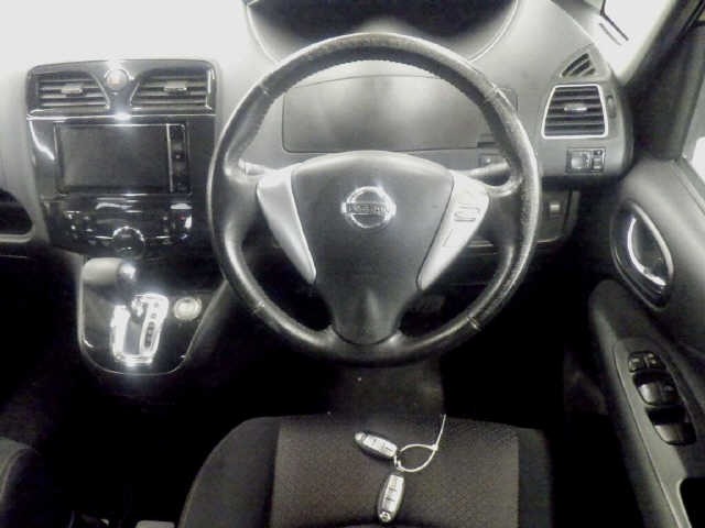 Nissan SERENA 2011 7688484-3