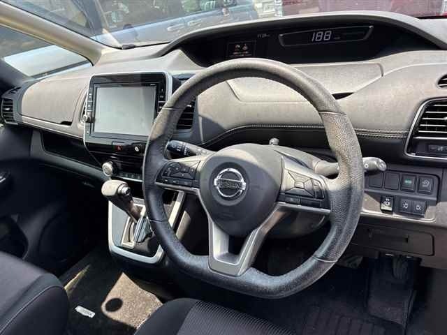 Nissan SERENA 2018 7688487-3