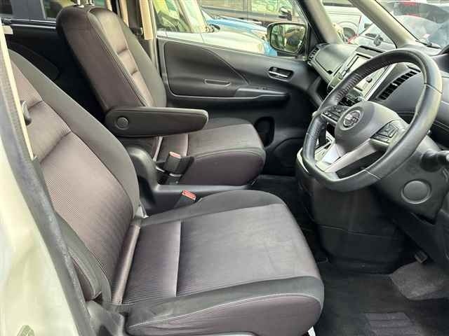 Nissan SERENA 2018 7688488-7
