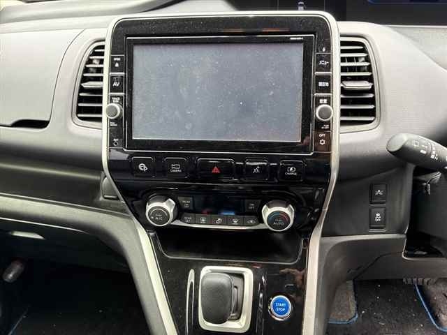 Nissan SERENA 2018 7688489-6