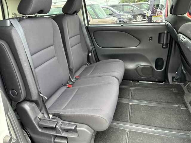 Nissan SERENA 2018 7688489-8