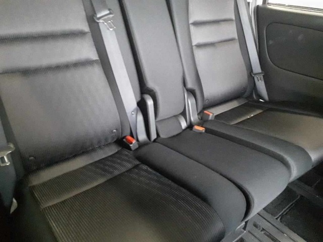 Nissan SERENA 2017 7688495-11