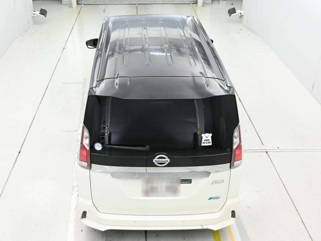 Nissan SERENA 2016 7688496-8