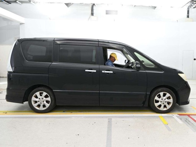 Nissan SERENA 2012 7688497-3