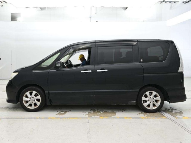 Nissan SERENA 2012 7688497-4