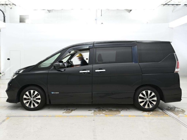 Nissan SERENA 2017 7688499-4