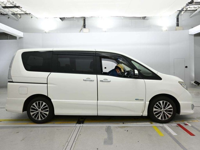 Nissan SERENA 2014 7688500-3