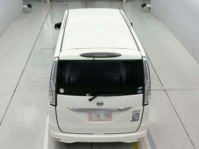 Nissan SERENA 2014 7688500-8