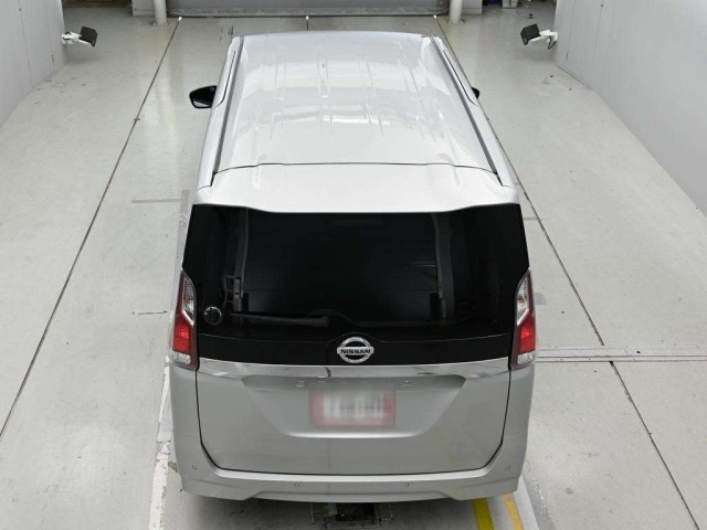 Nissan SERENA 2022 7688501-8