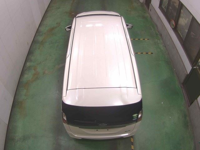 Nissan SERENA 2017 7688516-5