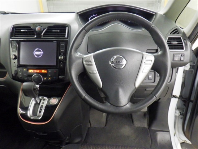 Nissan SERENA 2016 7688521-5