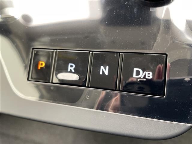 Nissan SERENA 2025 7688533-23