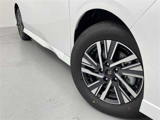 Nissan SERENA 2025 7688540-10