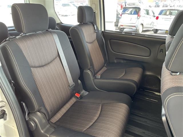 Nissan SERENA 2014 7688941-18