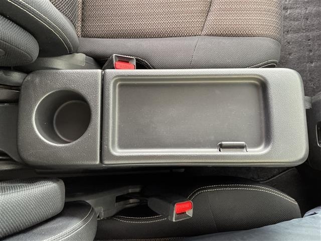 Nissan SERENA 2014 7688941-2