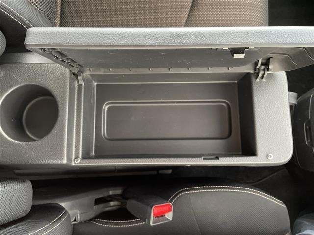 Nissan SERENA 2014 7688941-4