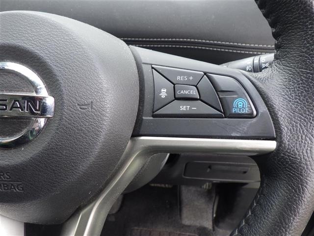 Nissan SERENA 2017 7688963-1
