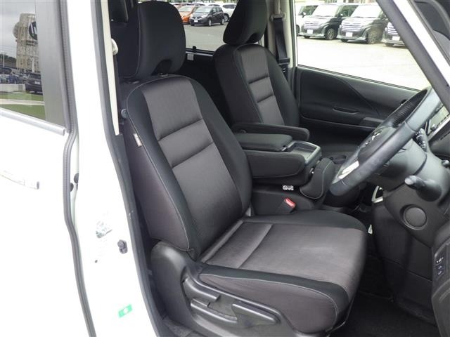 Nissan SERENA 2017 7688963-2