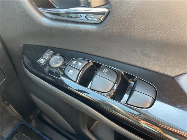 Nissan SERENA 2021 7689002-4