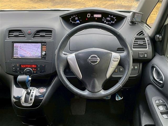 Nissan SERENA 2014 7689013-16