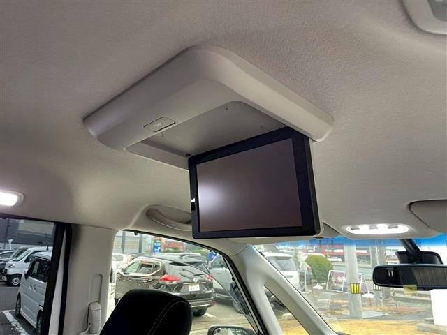 Nissan SERENA 2014 7689013-17