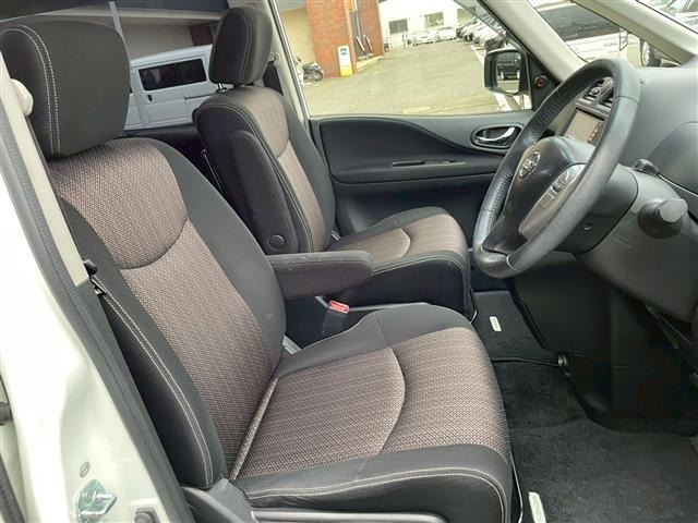 Nissan SERENA 2014 7689013-9
