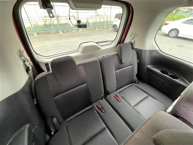 Nissan SERENA 2018 7689045-10