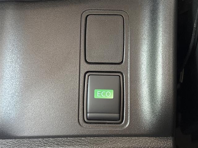 Nissan SERENA 2022 7689052-8