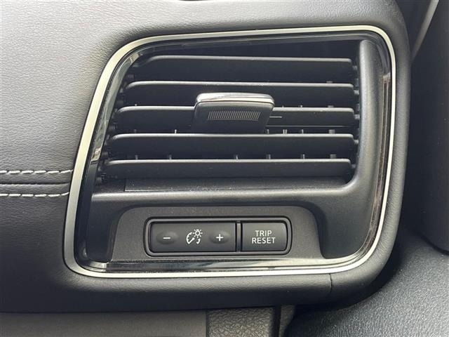 Nissan SERENA 2018 7689055-12