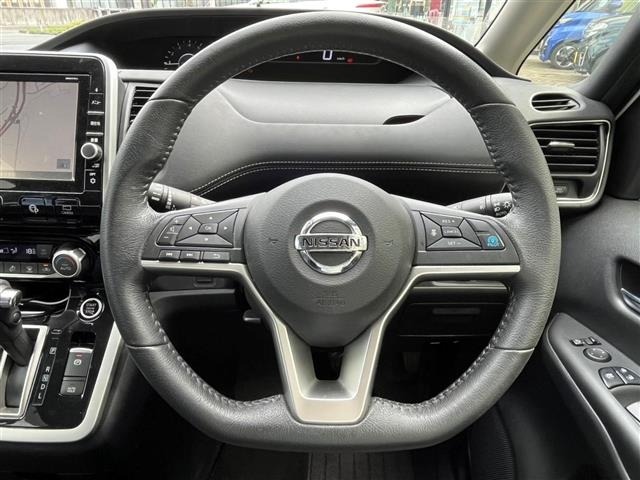 Nissan SERENA 2018 7689055-16