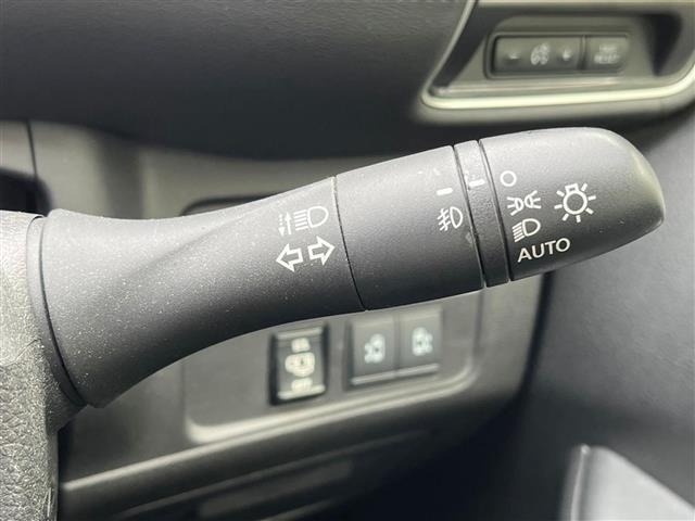 Nissan SERENA 2018 7689055-3