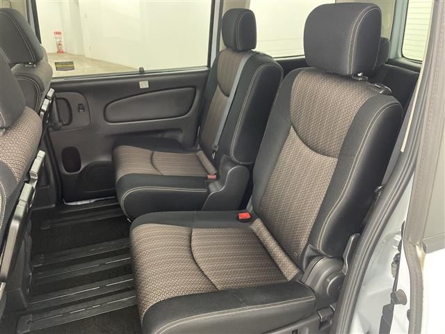 Nissan SERENA 2015 7689056-2