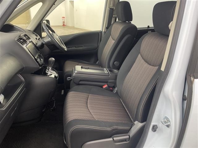 Nissan SERENA 2015 7689056-22
