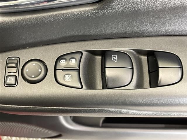 Nissan SERENA 2018 7689058-10
