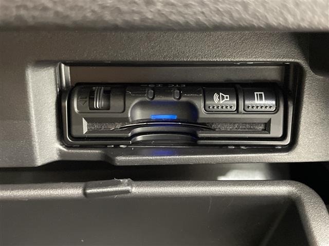 Nissan SERENA 2018 7689058-19