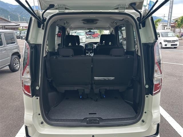 Nissan SERENA 2022 7689059-10