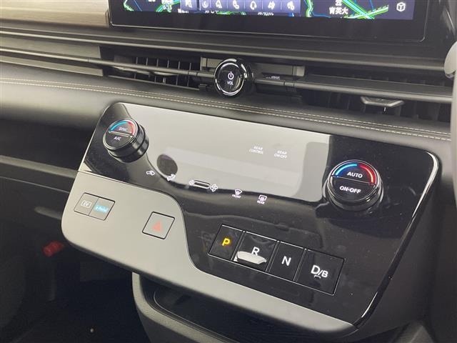 Nissan SERENA 2025 7689061-12