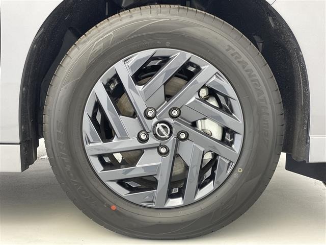 Nissan SERENA 2026 7689065-4