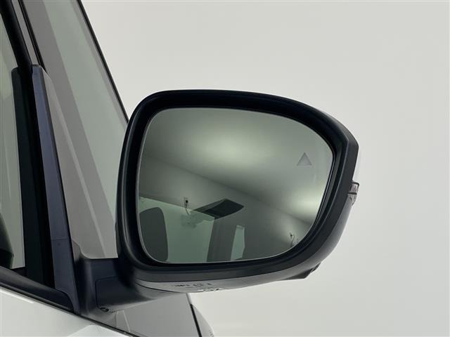 Nissan SERENA 2026 7689066-17