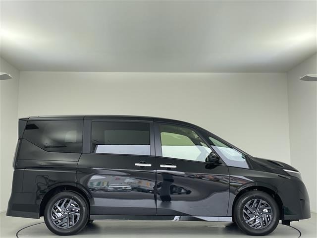 Nissan SERENA 2026 7689068-13