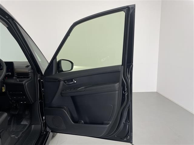 Nissan SERENA 2026 7689068-6
