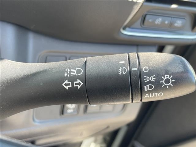 Nissan SERENA 2018 7689072-5
